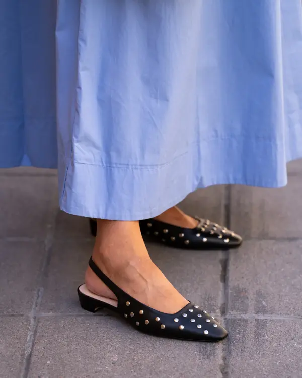 Sorte lave sling-back sko