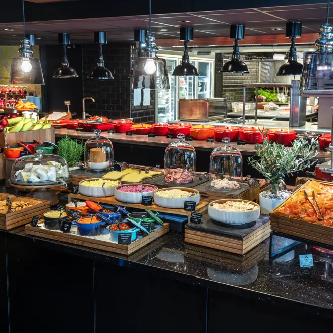 Kald frokostbuffet.