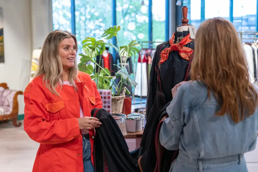 Janka Polliani plukker favoritter på Sandvika Storsenter