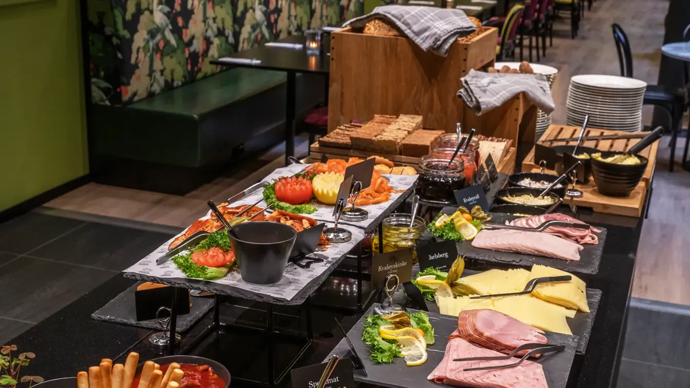 Thon_Hotel_Tromso_Frokostbuffet