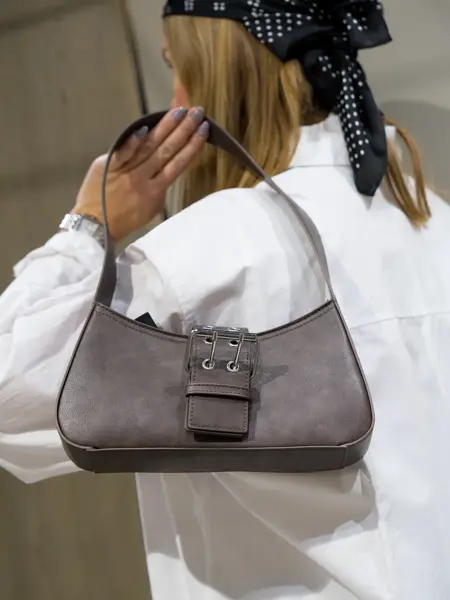 En skjorte 4 stylinger 