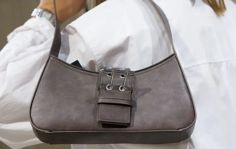 En skjorte 4 stylinger 