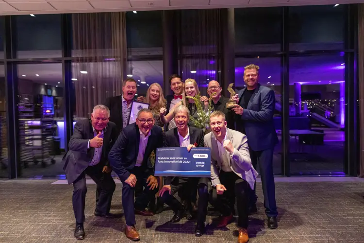 Stolte vinnere av Årets innovative idè 2022!