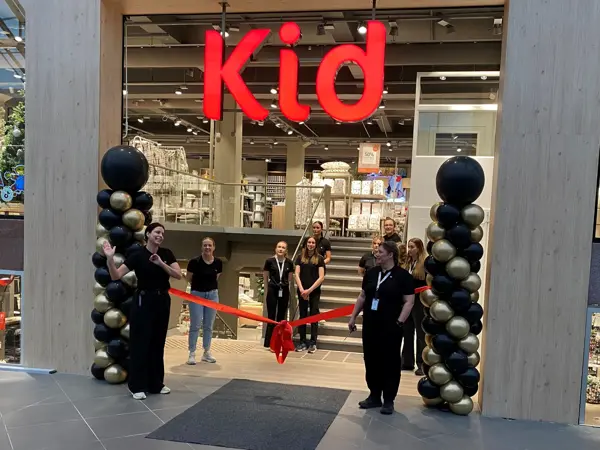 fra åpningen til Kid