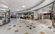 AMFI Narvik fellesareal, i gangen mellom butikker