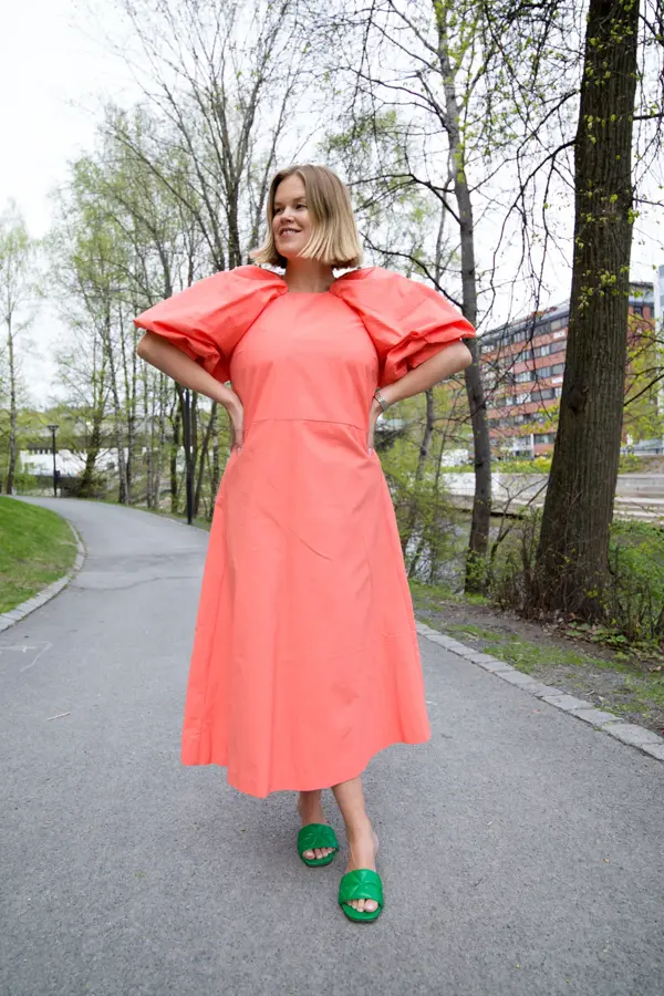 kjoler til 17 mai, bryllup og dåp