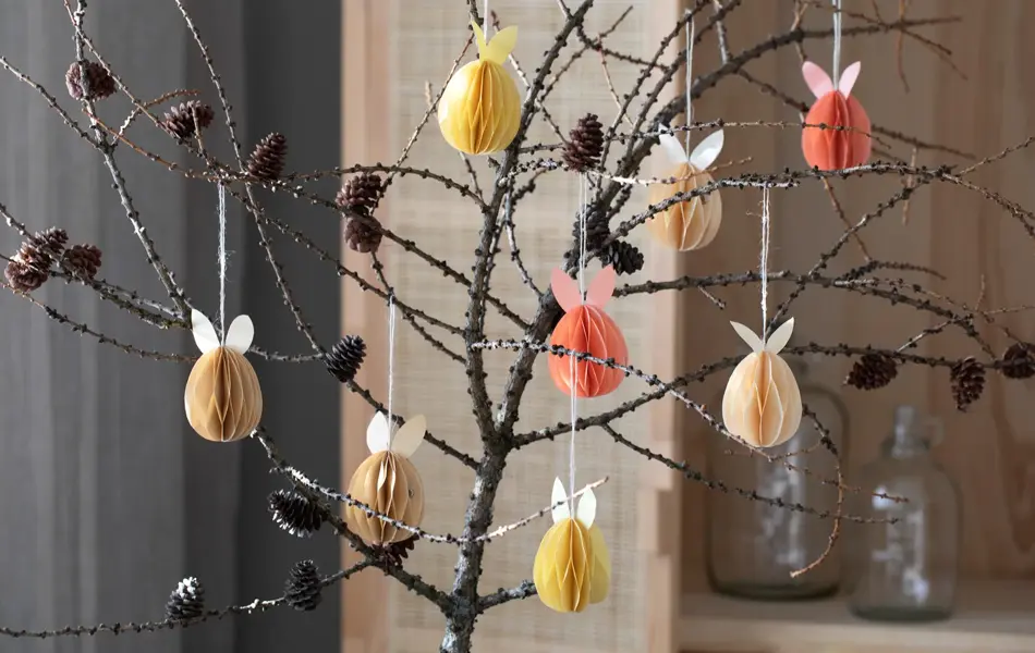 Mester Grønn Hengende påskehare.jpg