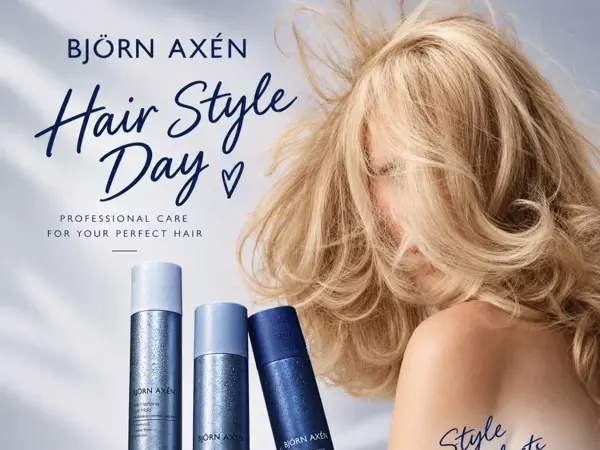 Dame med langt hår og stylingprodukter