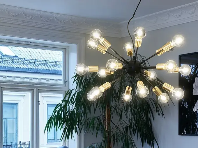 Taklampe med mange lyspærer