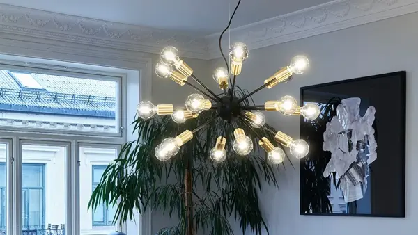 Taklampe med mange lyspærer