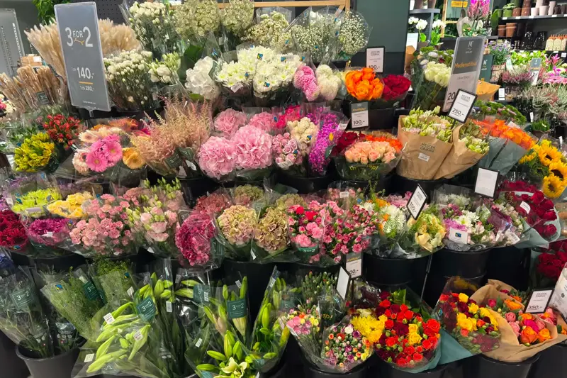 Vannessa med blomster fra mester grønn