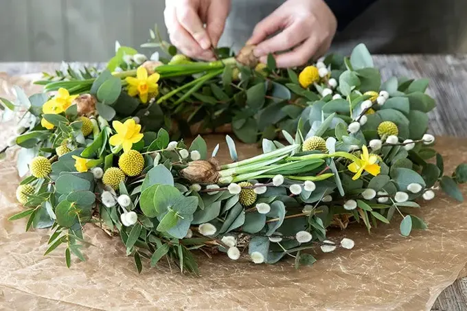 DIY lag din egen påskekrans