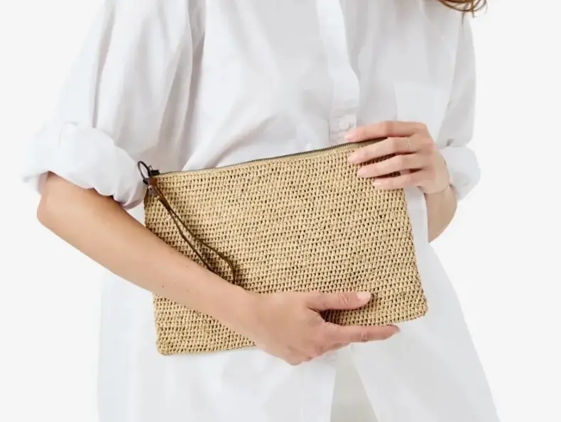 Ibelive vesker i strå