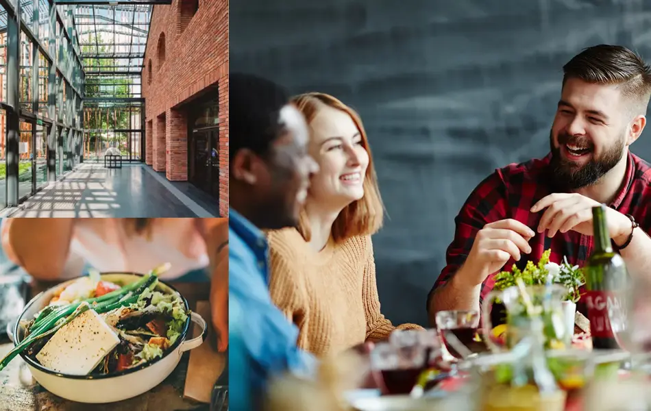 miljøbilder av blide folk som spiser på restaurant