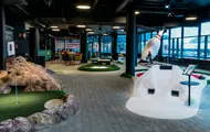 Minigolfbaner med forskjellige temaer på Vestkanten Storsenter