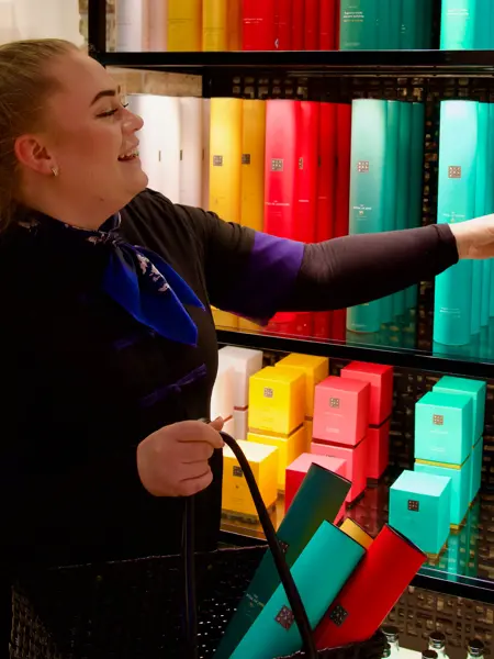 en på Rituals som setter fram varer