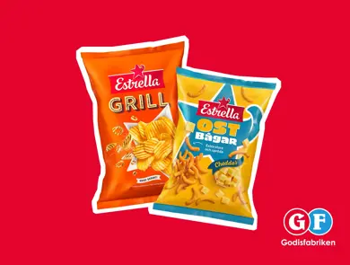 Påsar med Estrella-potatischips och ostsnacks.