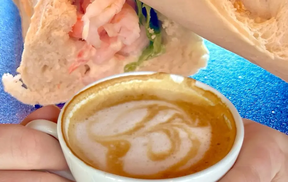 Rekebaguett og kaffe