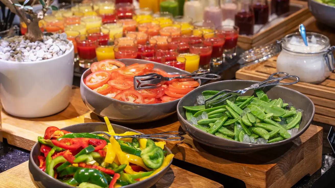 Kald frokostbuffet.