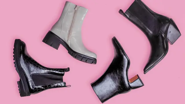 Sko på gul bakgrunn