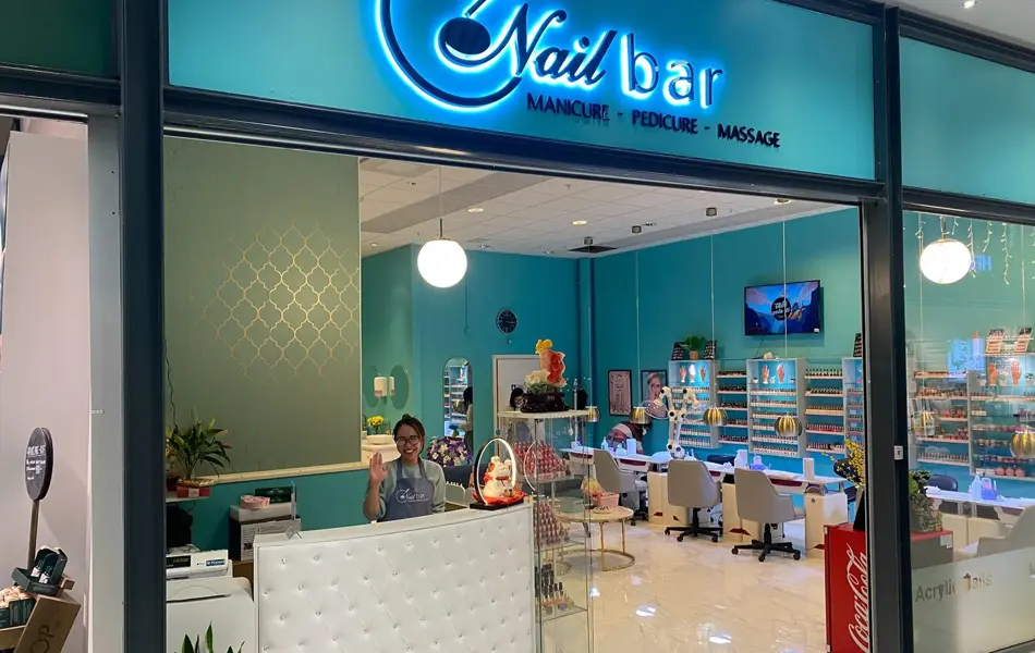 Nail bar.jpg