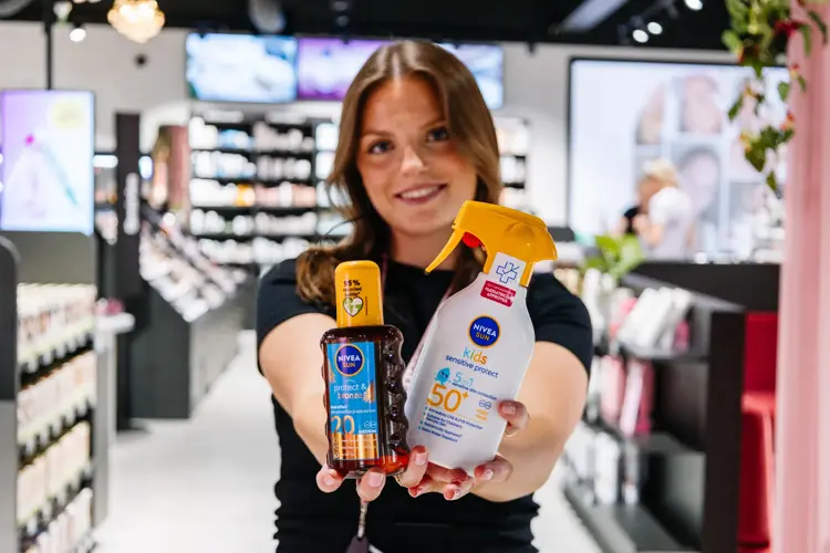 Er du klar for sommerferien? Enten du skal på norgesferie eller til utlandet i år får du her noen gode pakketips til ferien. 