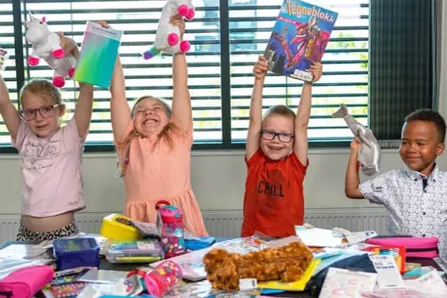 Litt av hvert som trengs til skolestart. Her fra Europris