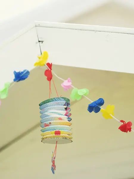 Sommerpynt på lekehus