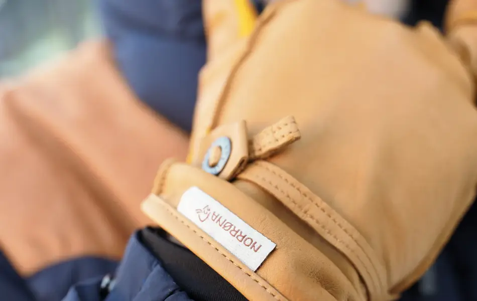 Anton Sport Lindeberg jakke 6399 Norrøna hanser 999-002.jpg