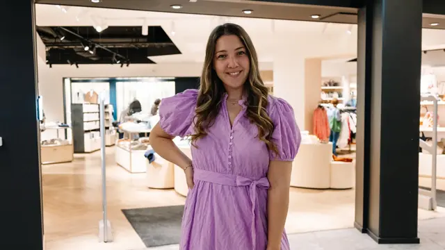 Dame med sommerkjole