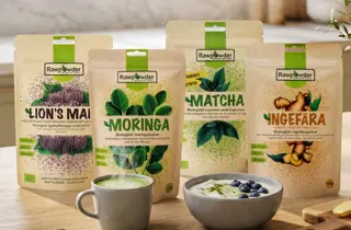 Utvalg av kosttilskudd og supermatpulver fra Rawpowder.