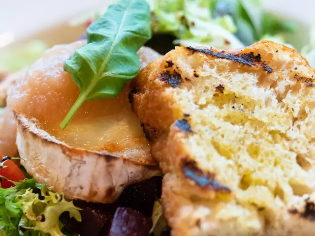 Saporito chevre salat