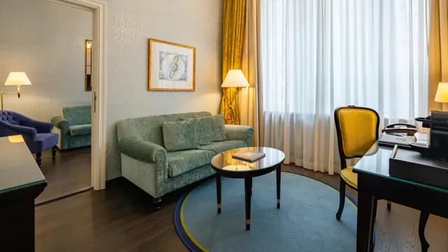 Stanhope_Hotel_Family