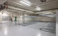 Sykkelrom med sykkelstativ