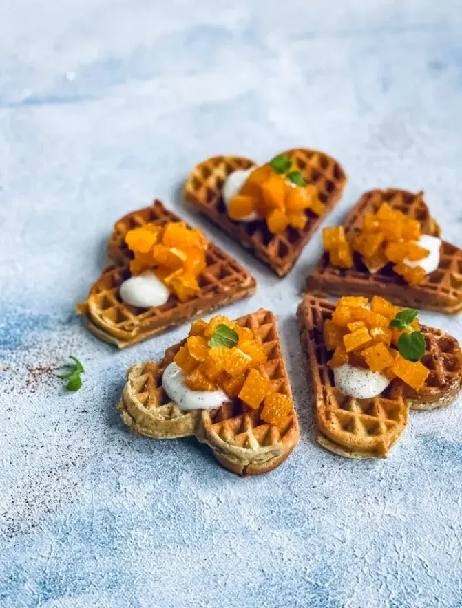 Vaffel med bygg og appelsin