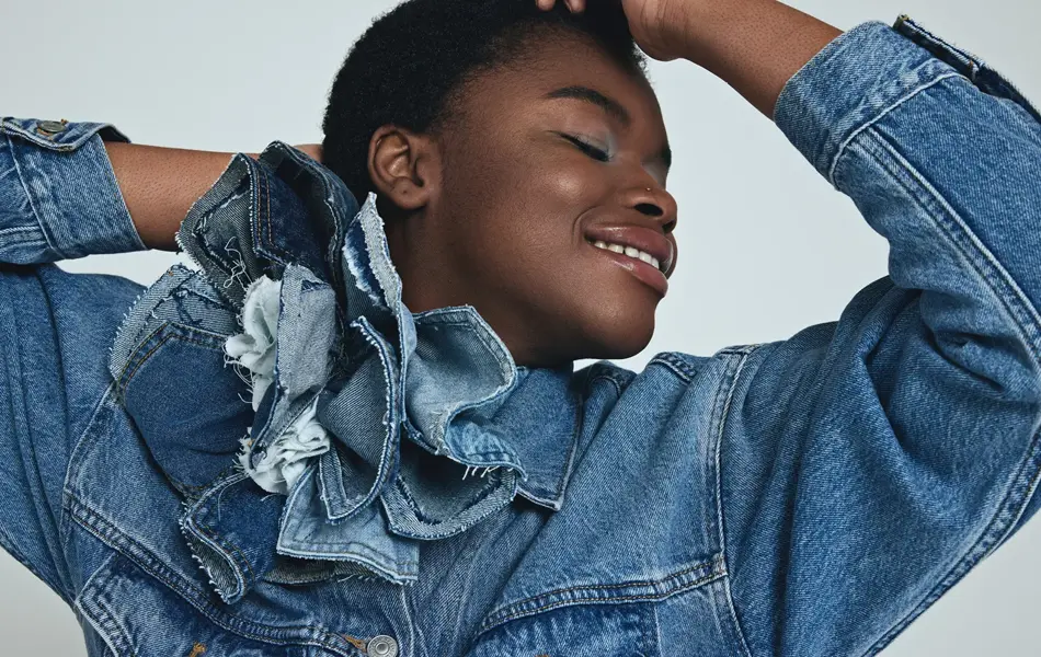 Carlings modeller med denim