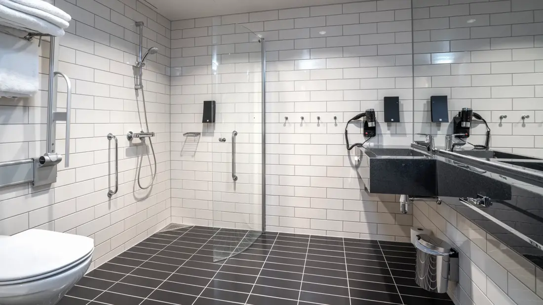 Thon_Hotel_Elgstua_Handicap_Bad