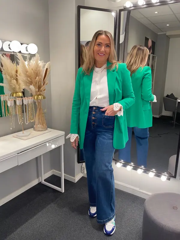 Blazer med jeans