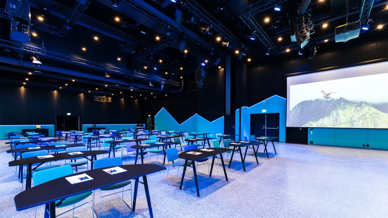 Thon_Hotel_Svolvarl_Lofotsalen