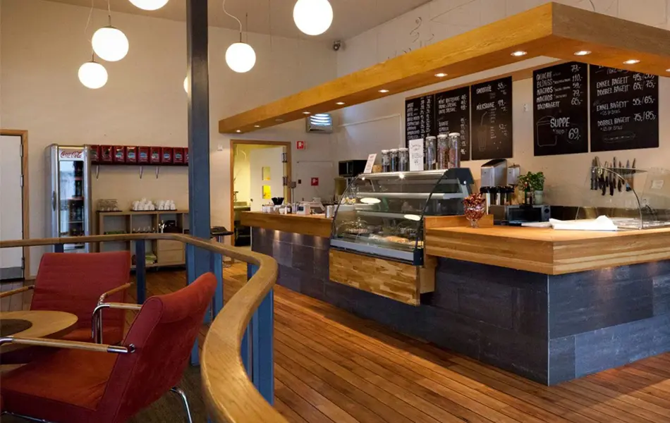 Interiør av Krus Kaffebar på Namsos Storsenter