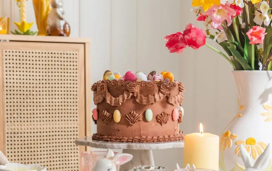 Dekket bord til påske