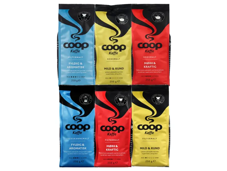 Utvalg av kaffe fra Coop i ulike varianter.