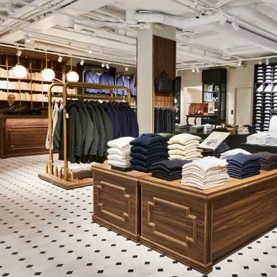 butikkinnredning og klær hos volt åsane storsenter