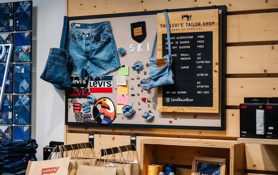 tavle i butikk for reperasjon