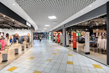 AMFI Narvik Storsenter fellesareal, i gangen mellom butikker