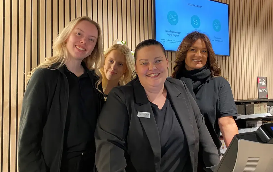 Fire damer som jobber hos Christiania Belysning