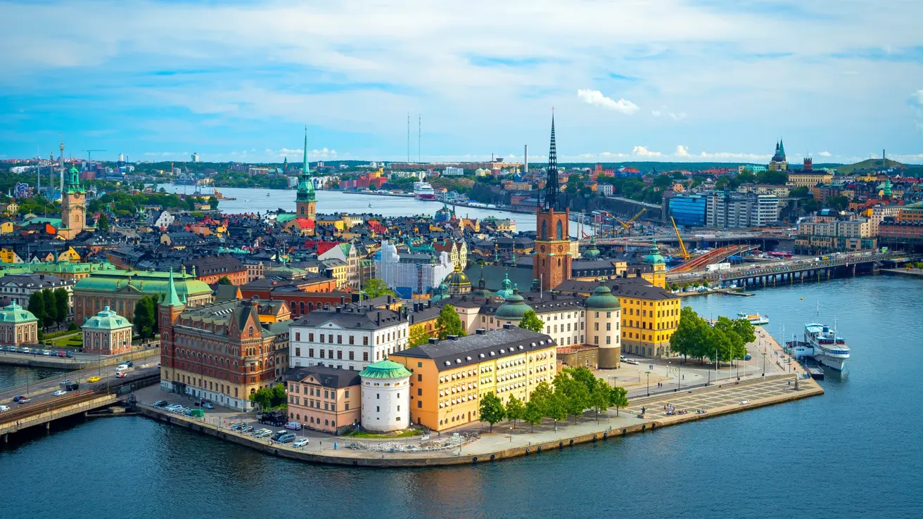 Stockholm-panorama-sentrum-by-kungsbron