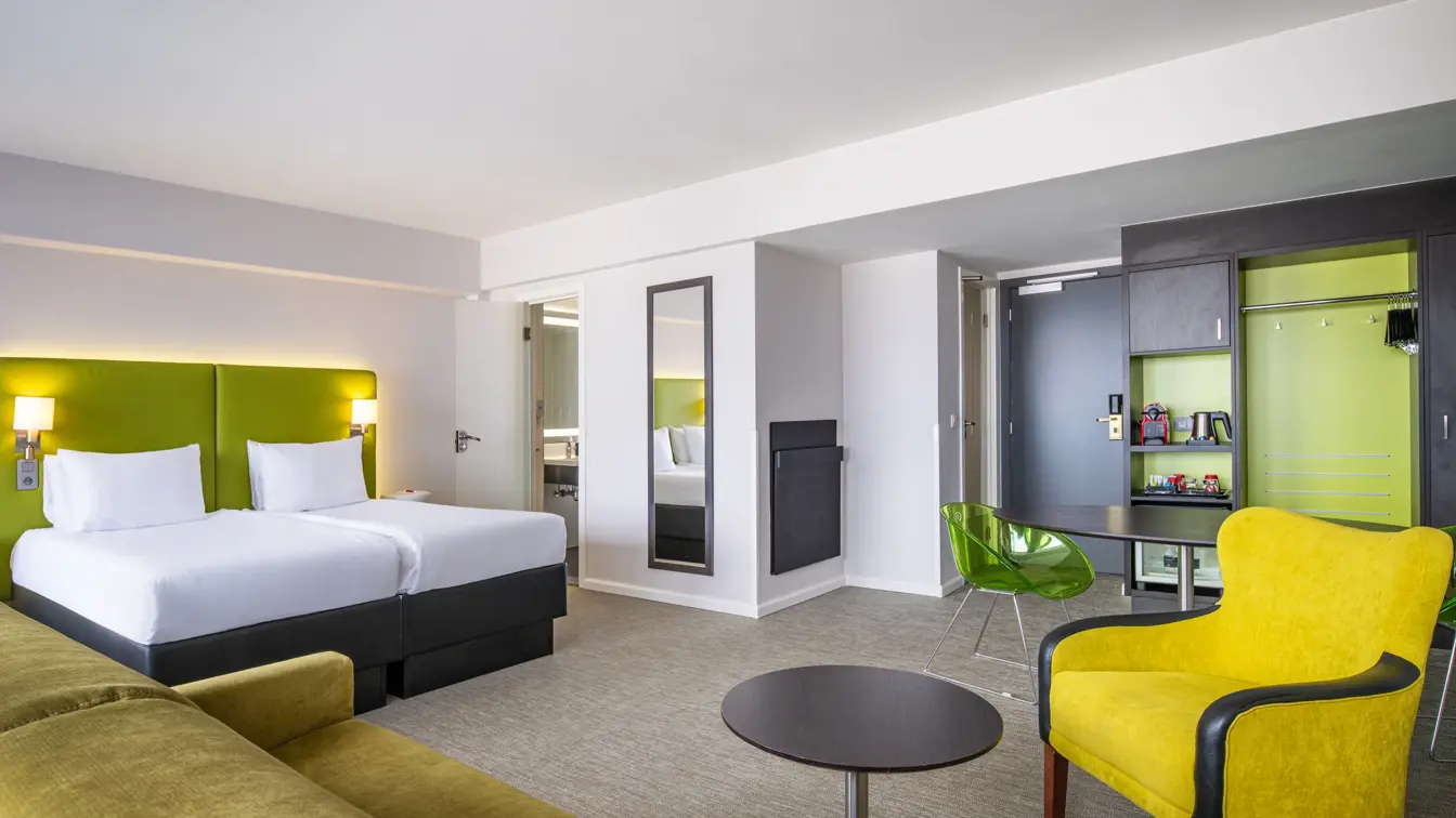 Thon_Hotel_Brussels_City_Centre_Superior_Room