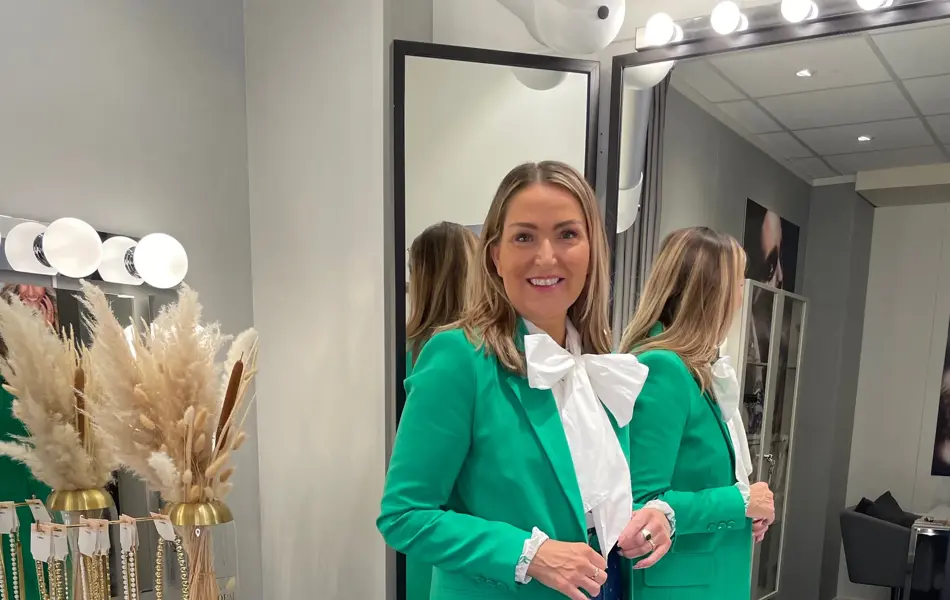 Blazer og bukse med splitt