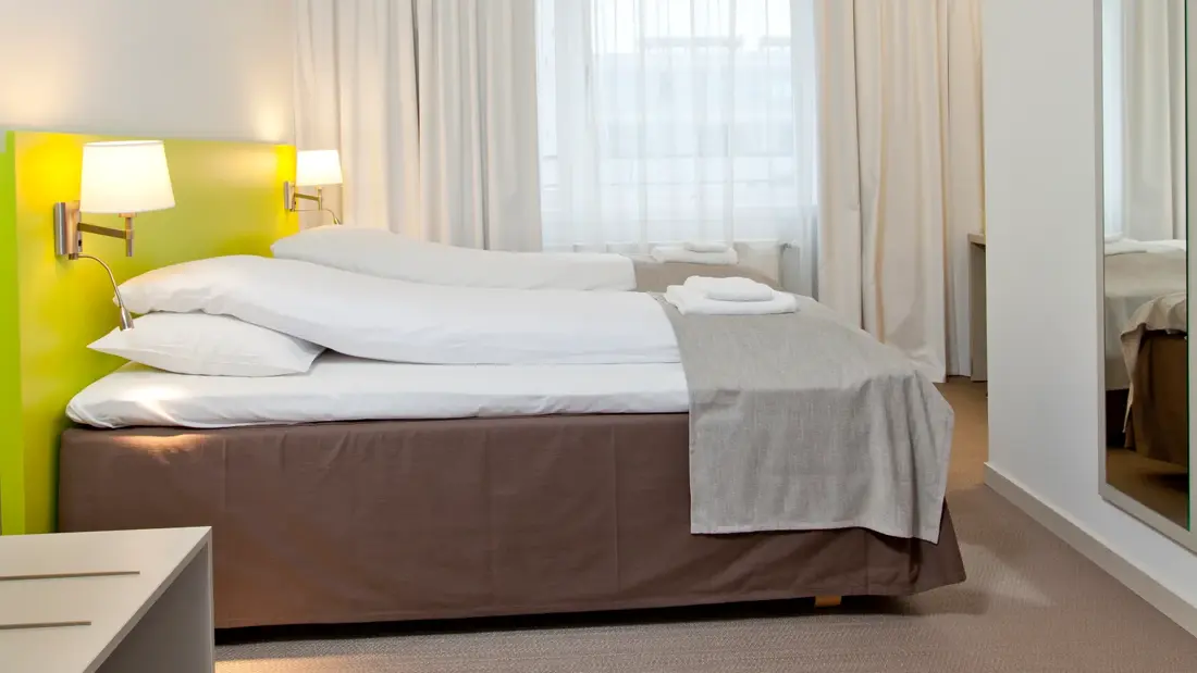 Senger i twin rom på Thon Hotel Munch i Oslo